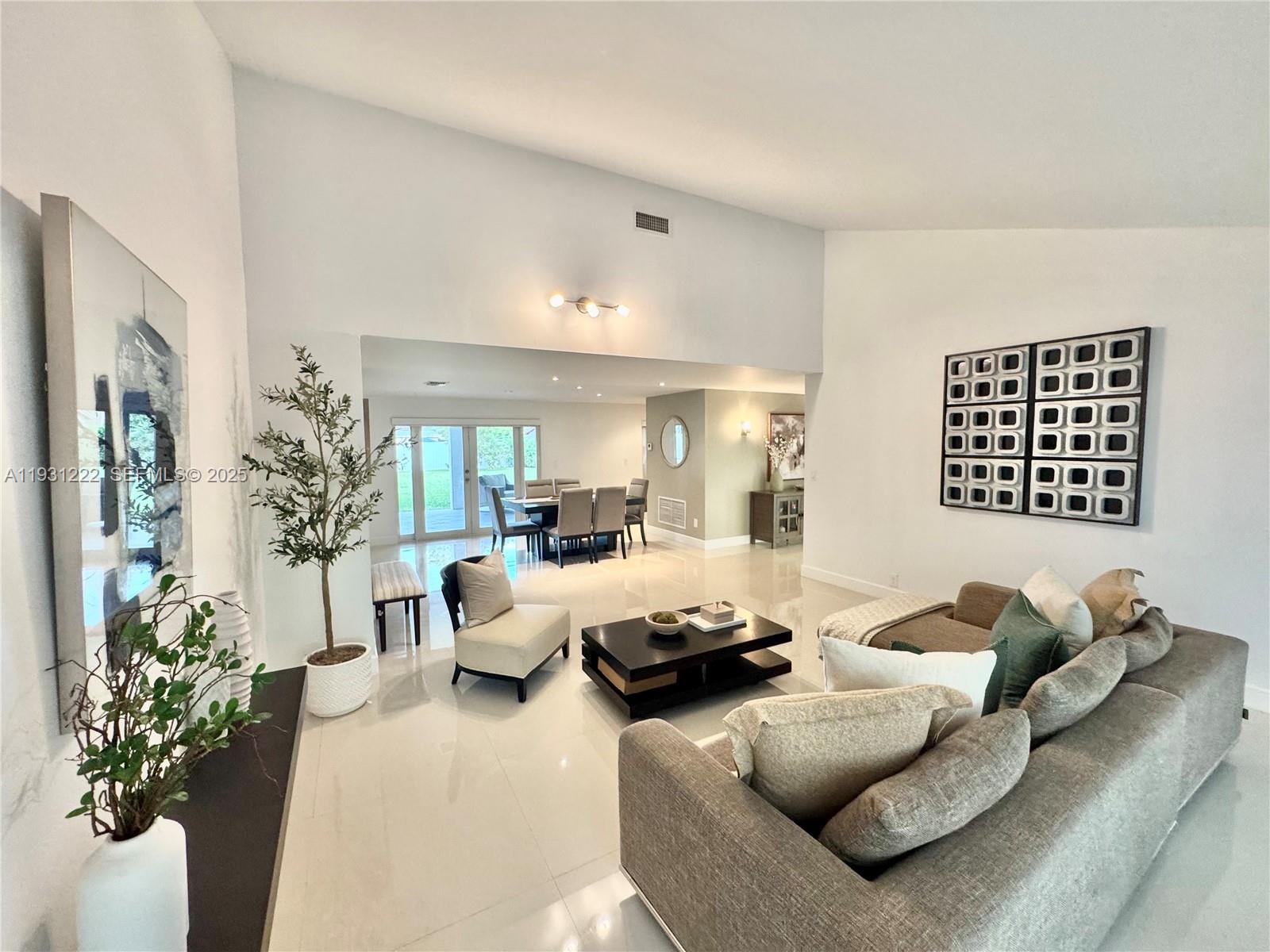 FAIRWAY LAKE SOUTH SEC 2 - Residential