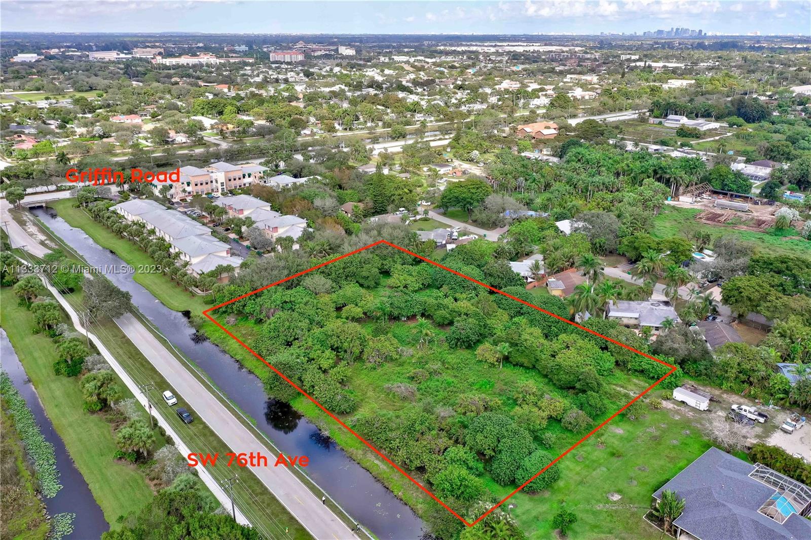 Property for Sale at 76 Sw Ave, Davie, Broward County, Florida -  - $1,500,000