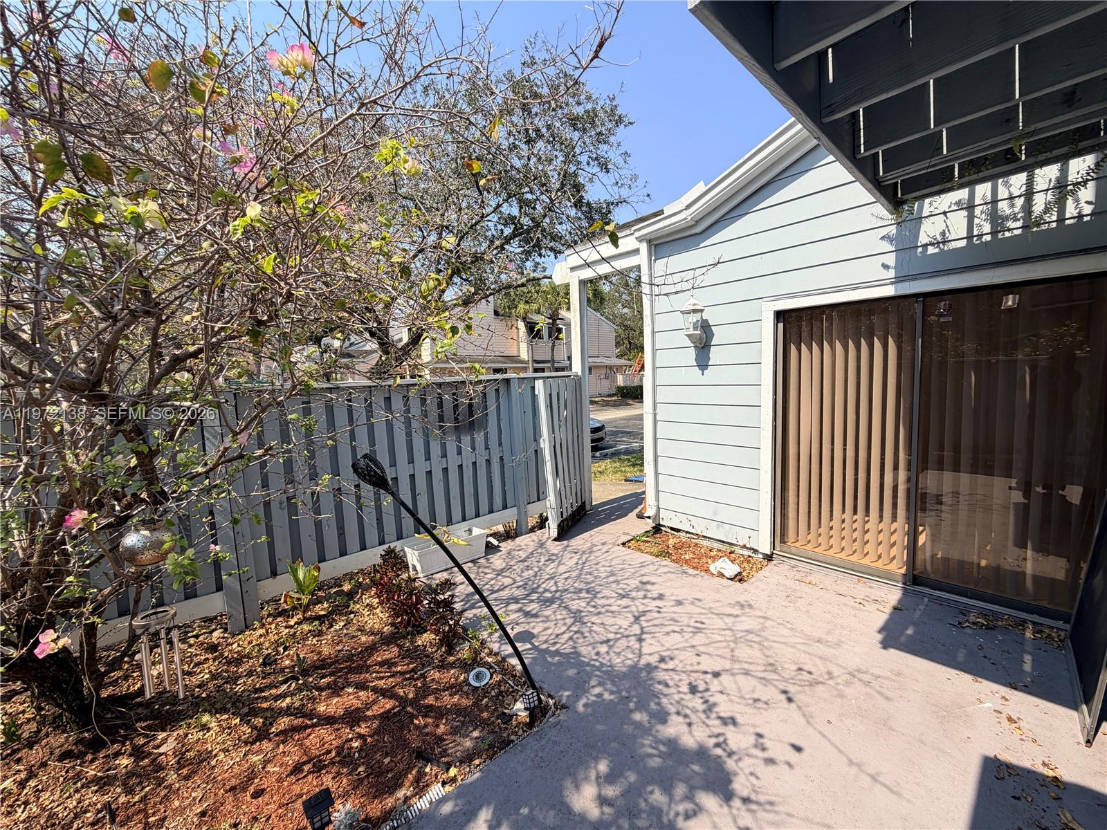 ROCK ISLAND LAND CORP - Residential