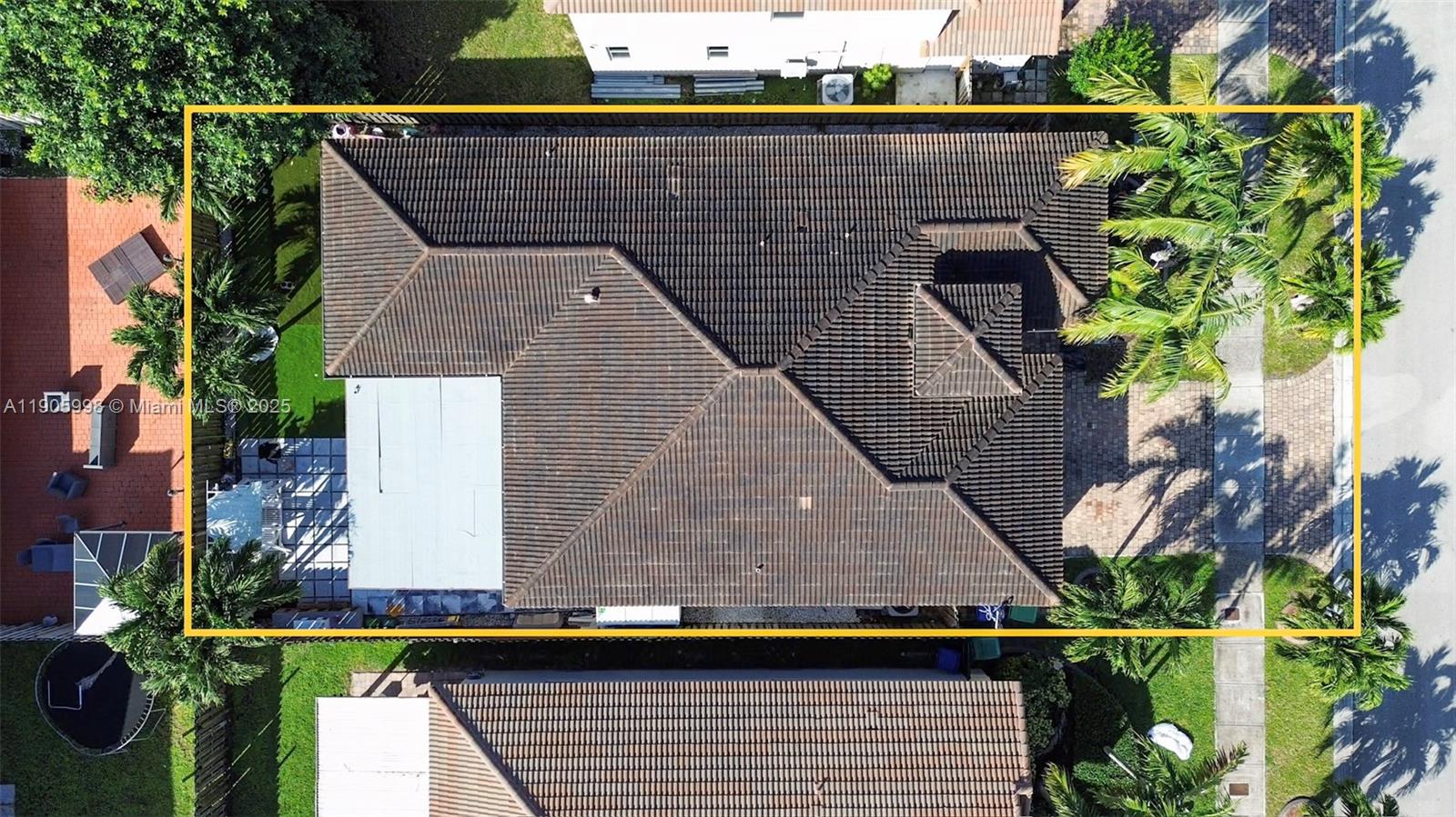 HEMINGWAY POINT - Residential