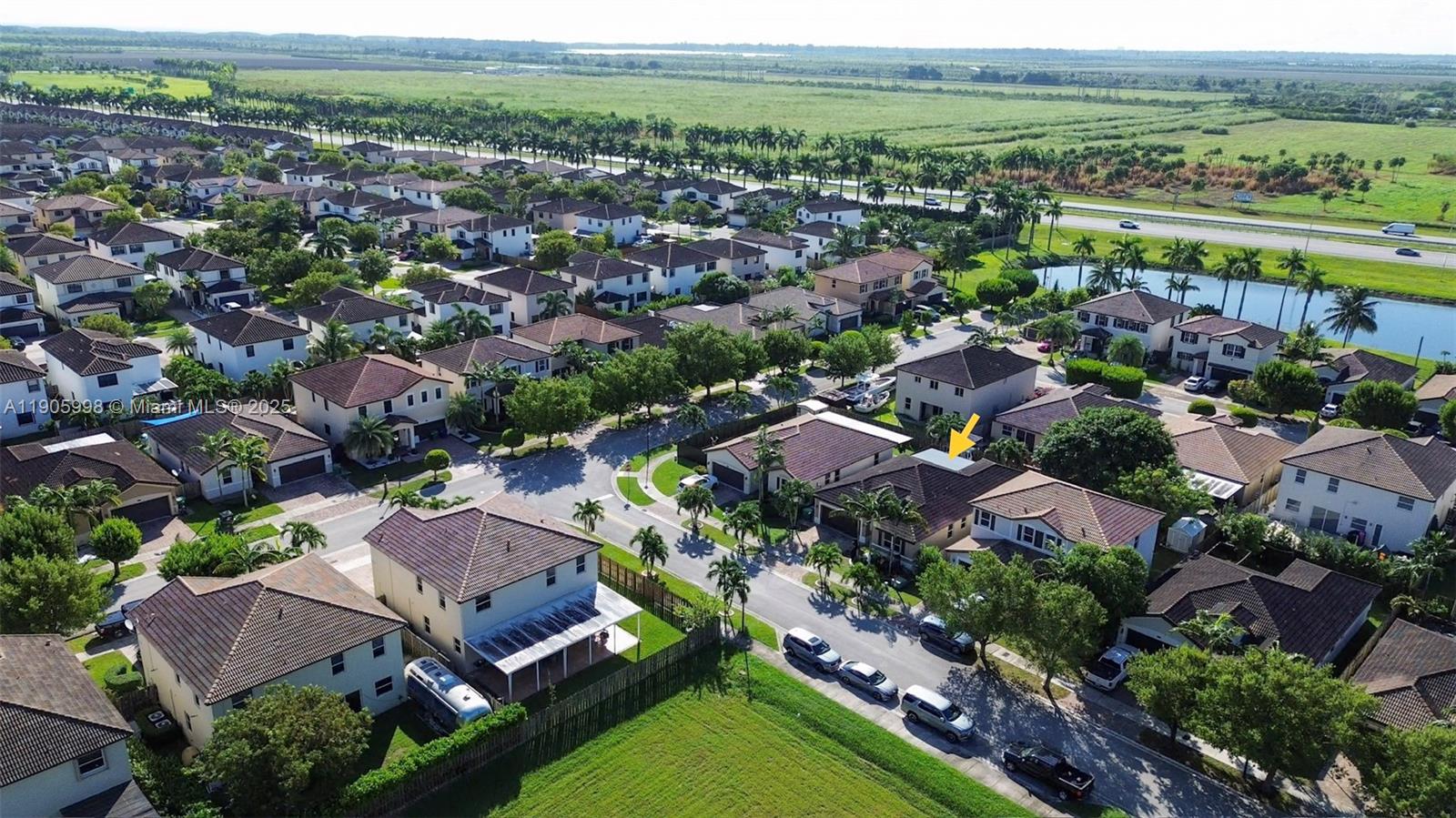 HEMINGWAY POINT - Residential