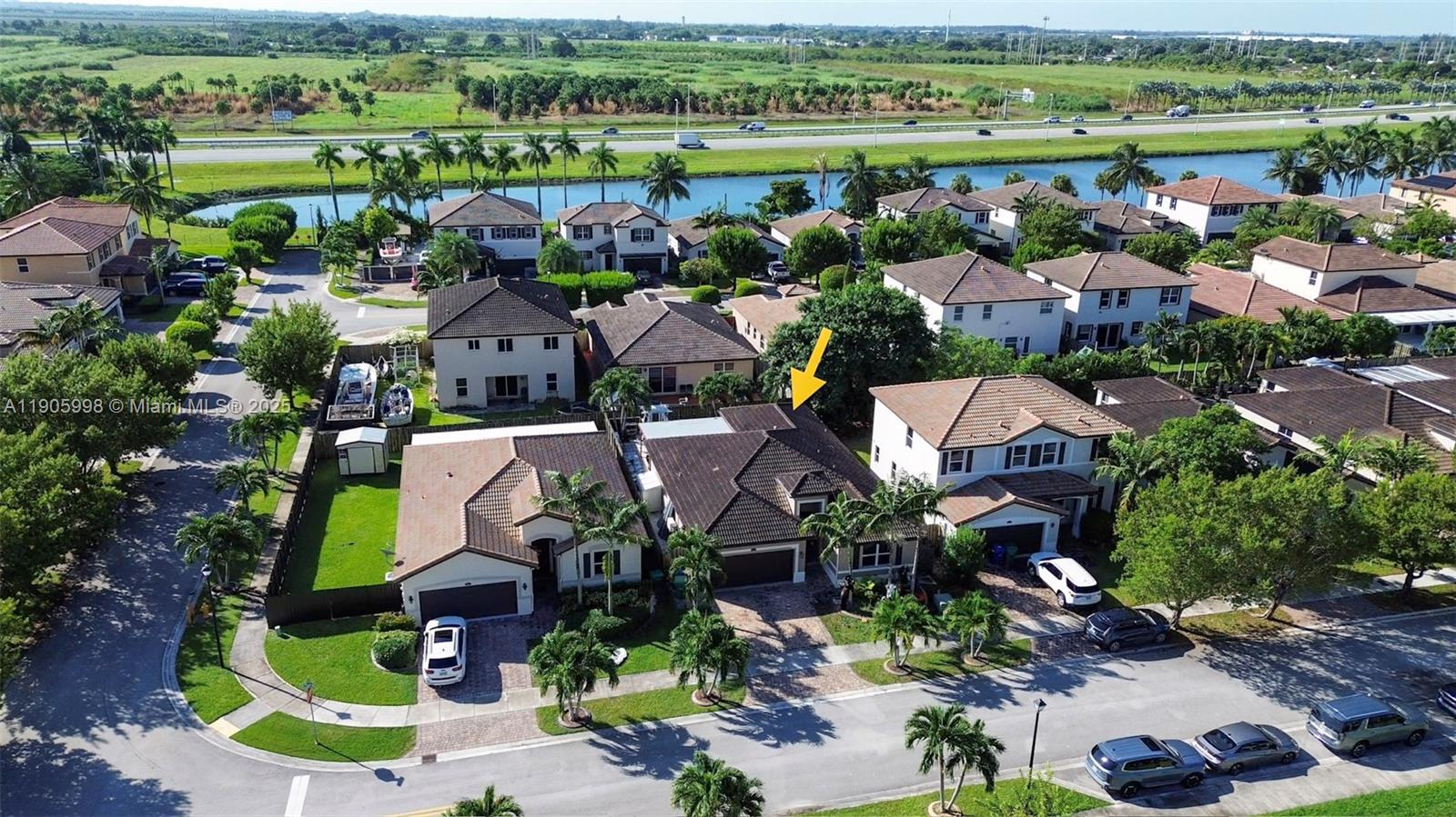 HEMINGWAY POINT - Residential