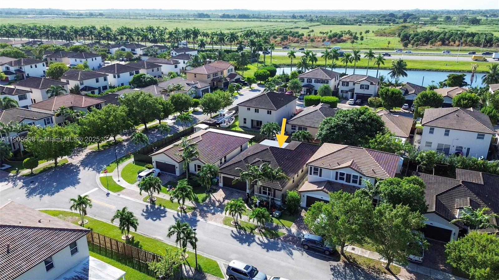 HEMINGWAY POINT - Residential