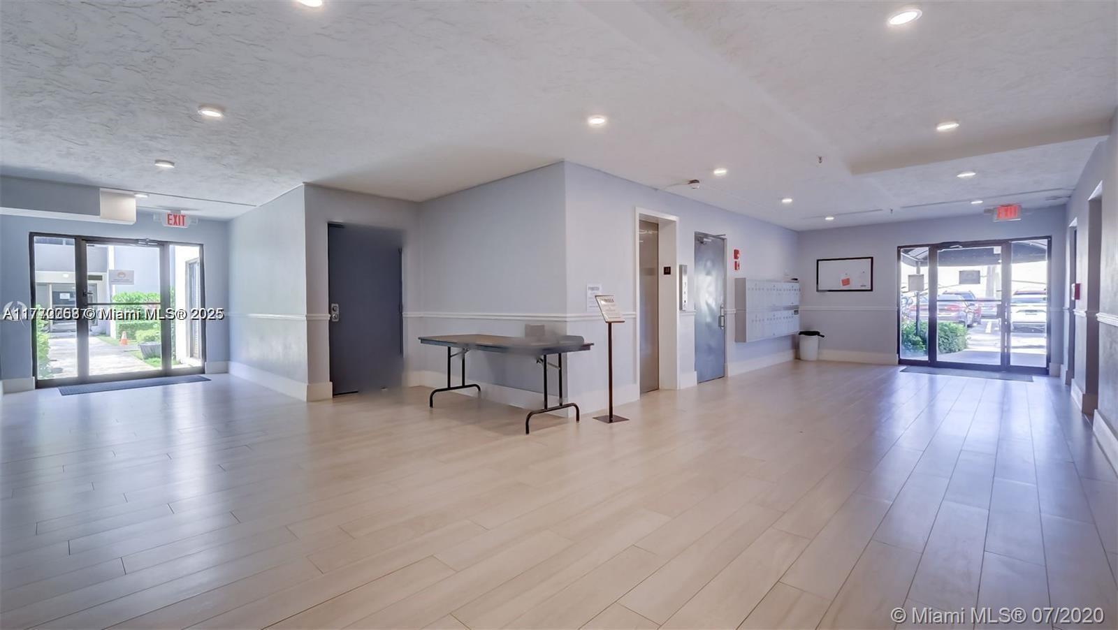 MIAMI SHORES CONDO - Residential