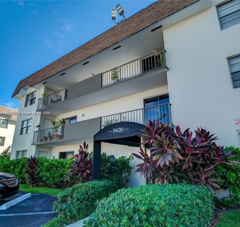 MIAMI SHORES CONDO - Residential