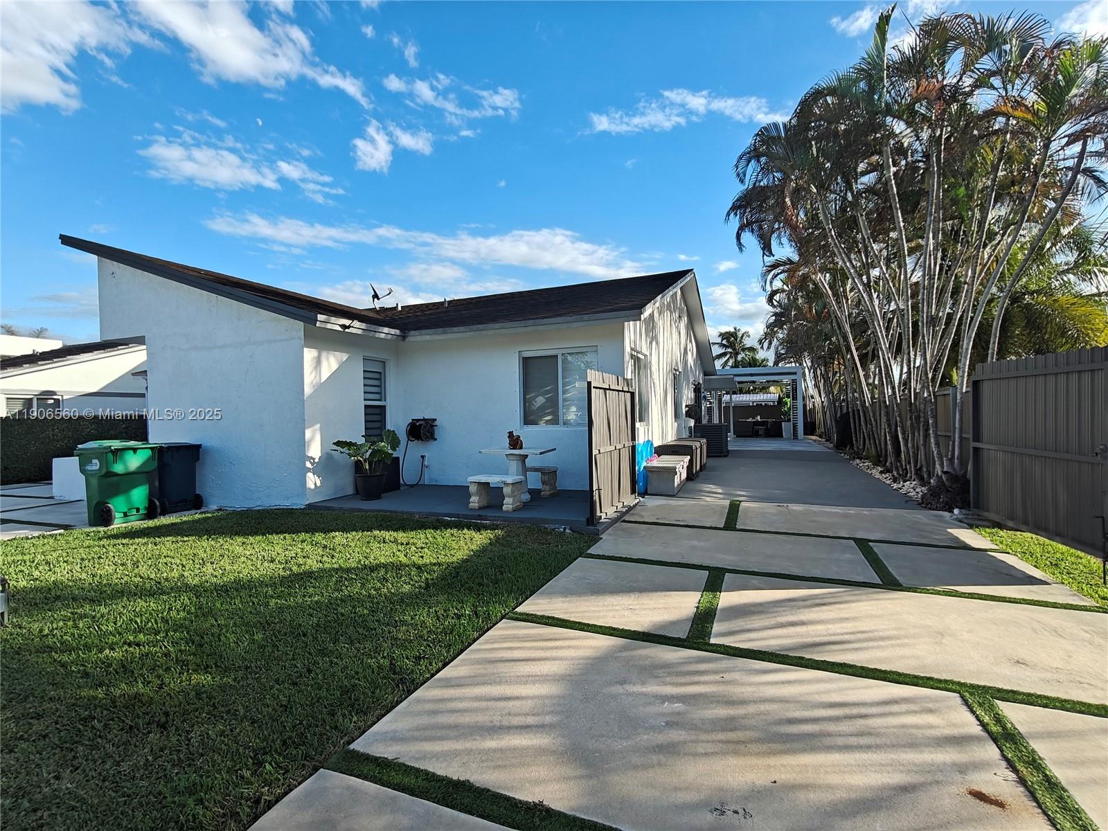 1ST ADDN TO WOODFIELD - Residential