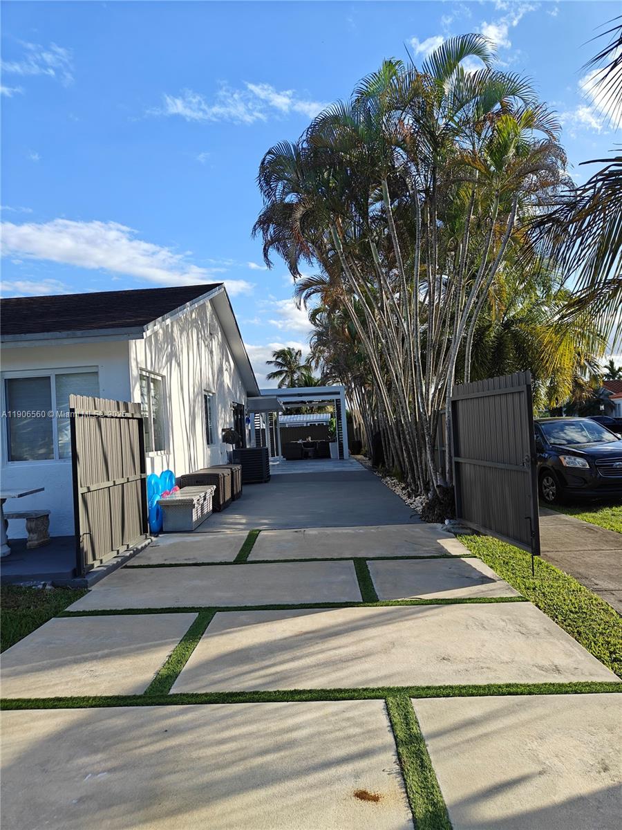 1ST ADDN TO WOODFIELD - Residential