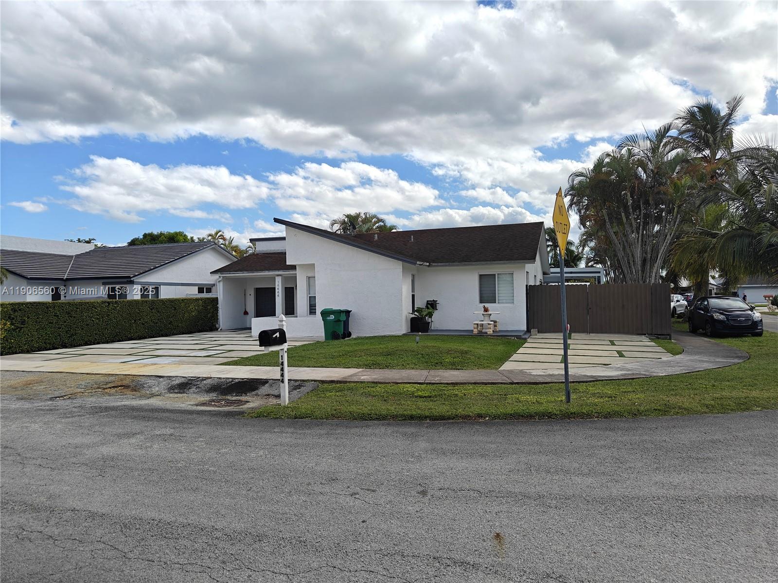 1ST ADDN TO WOODFIELD - Residential