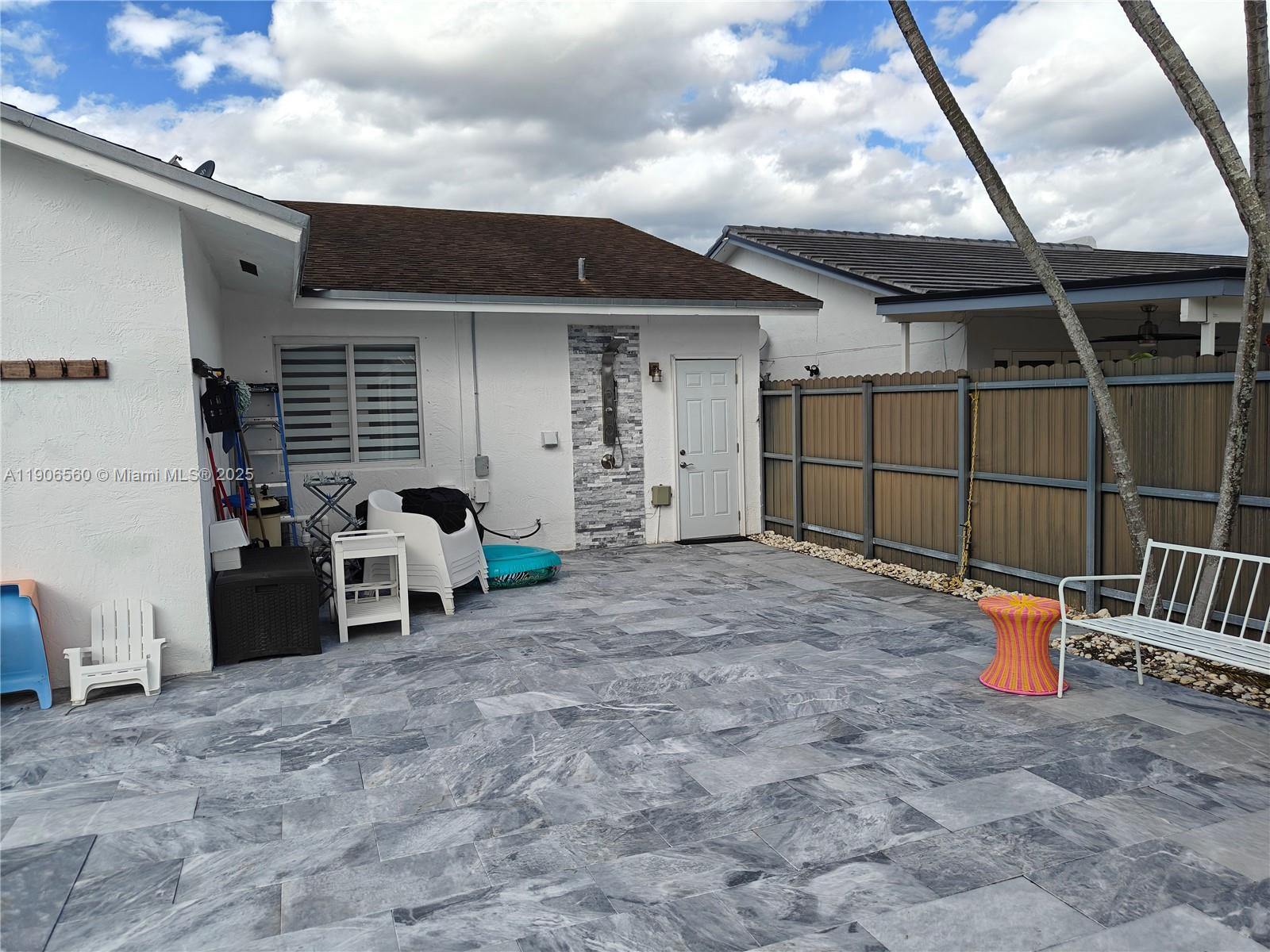 1ST ADDN TO WOODFIELD - Residential