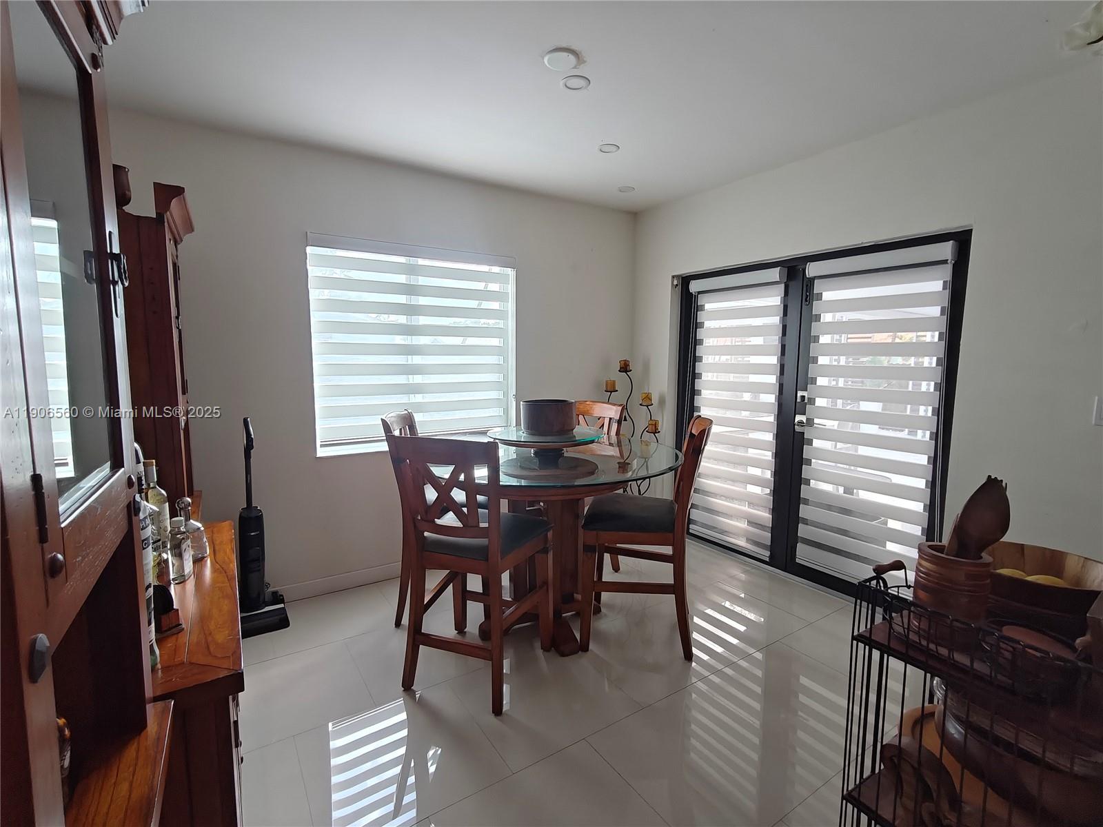 1ST ADDN TO WOODFIELD - Residential