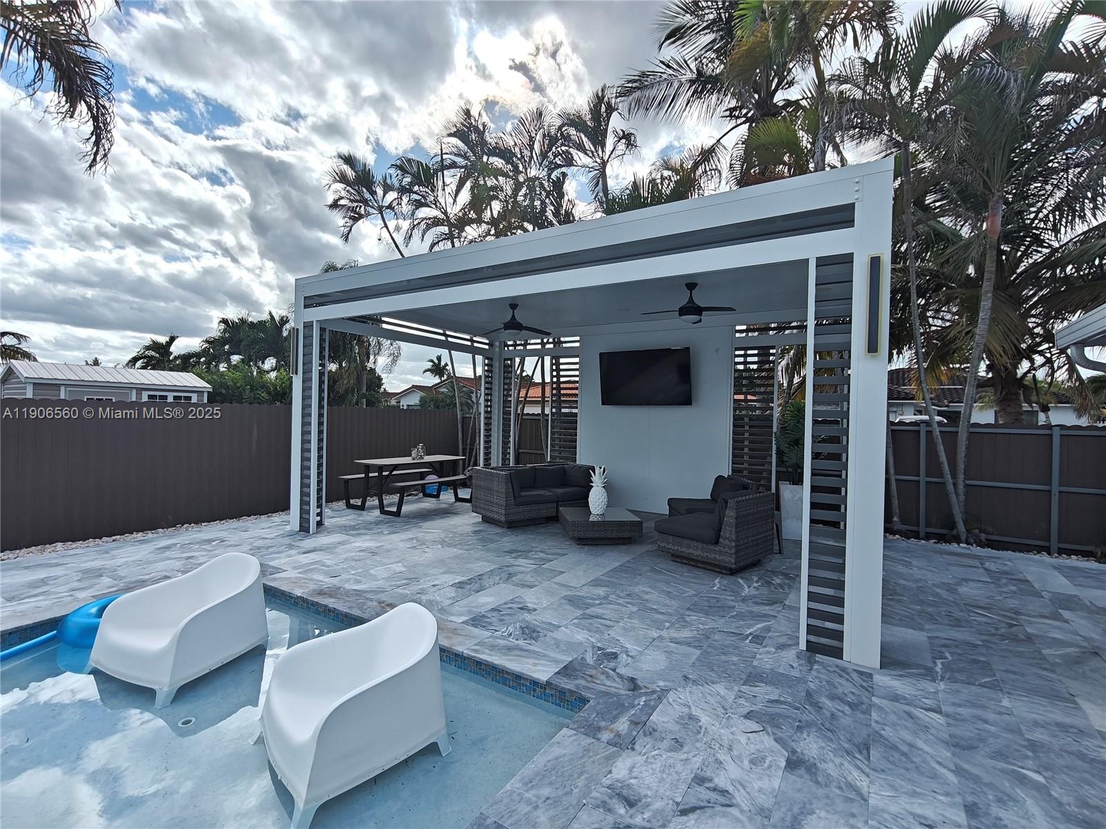 1ST ADDN TO WOODFIELD - Residential