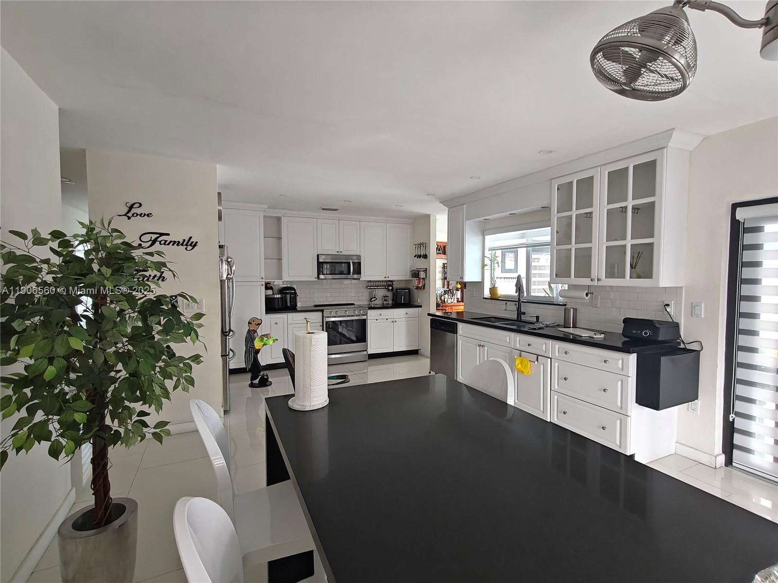 1ST ADDN TO WOODFIELD - Residential