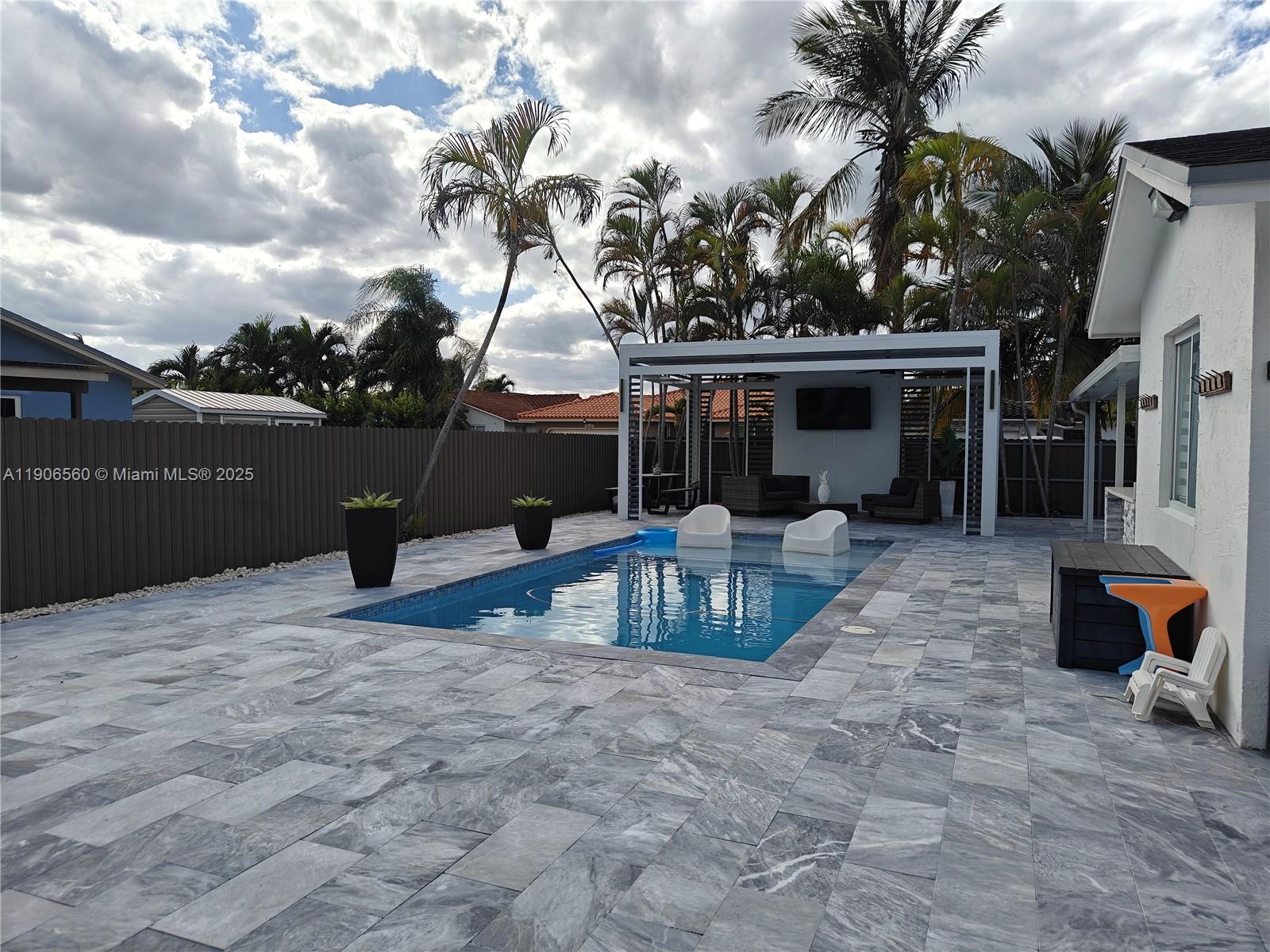 1ST ADDN TO WOODFIELD - Residential