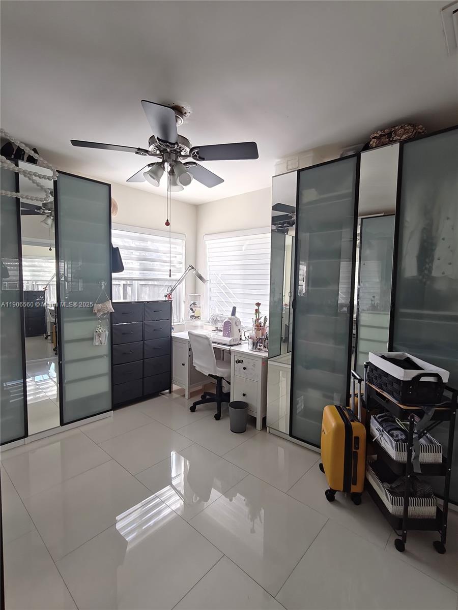 1ST ADDN TO WOODFIELD - Residential