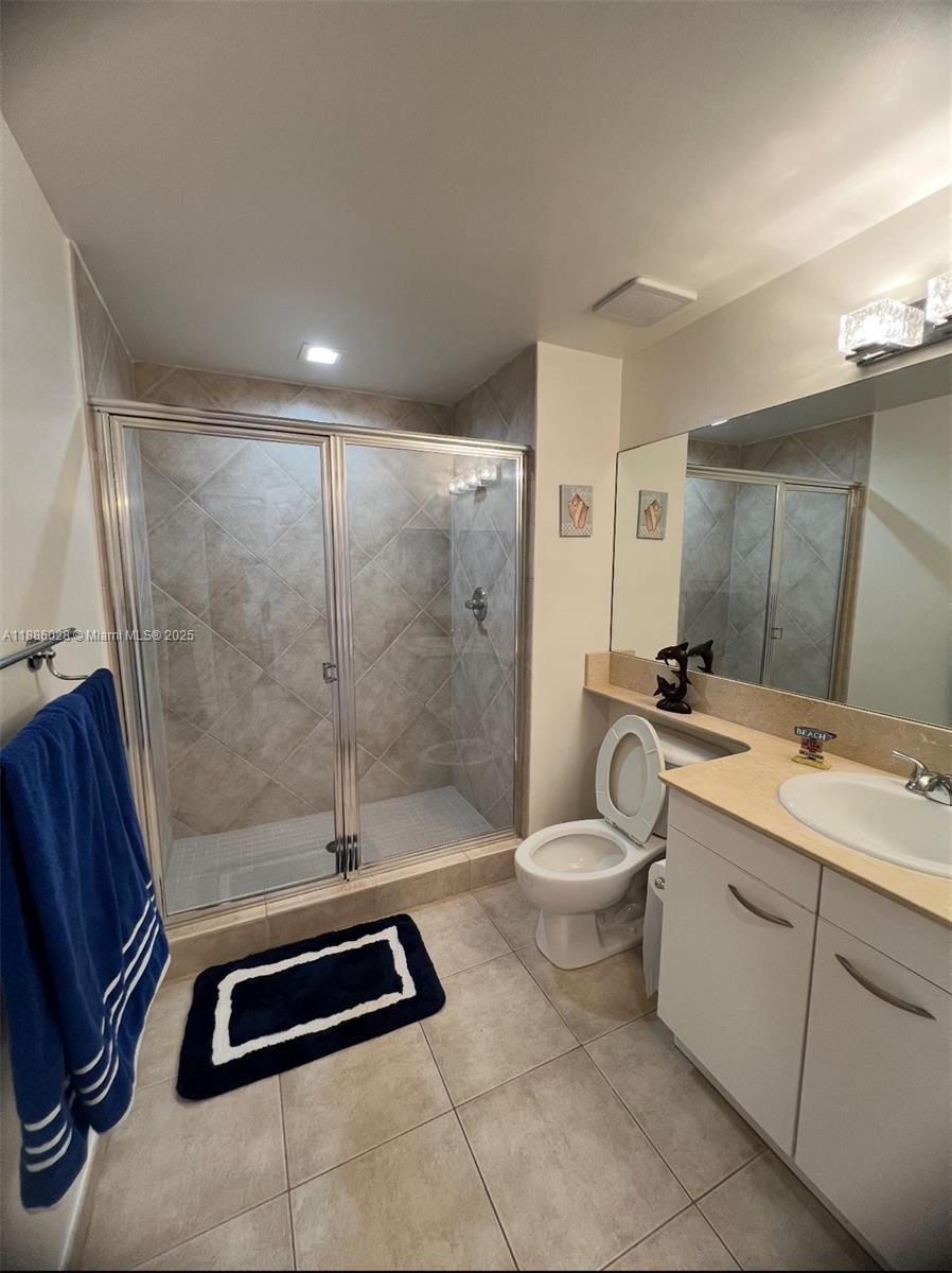 2080 OCEAN DRIVE CONDO - Residential Lease