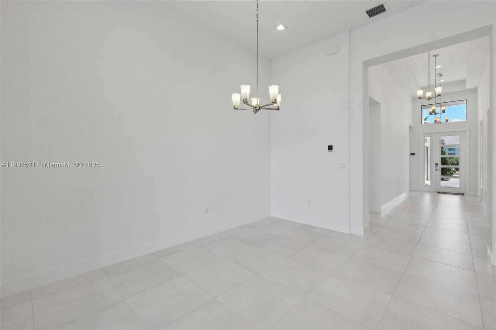 AVENIR POD - Residential Lease