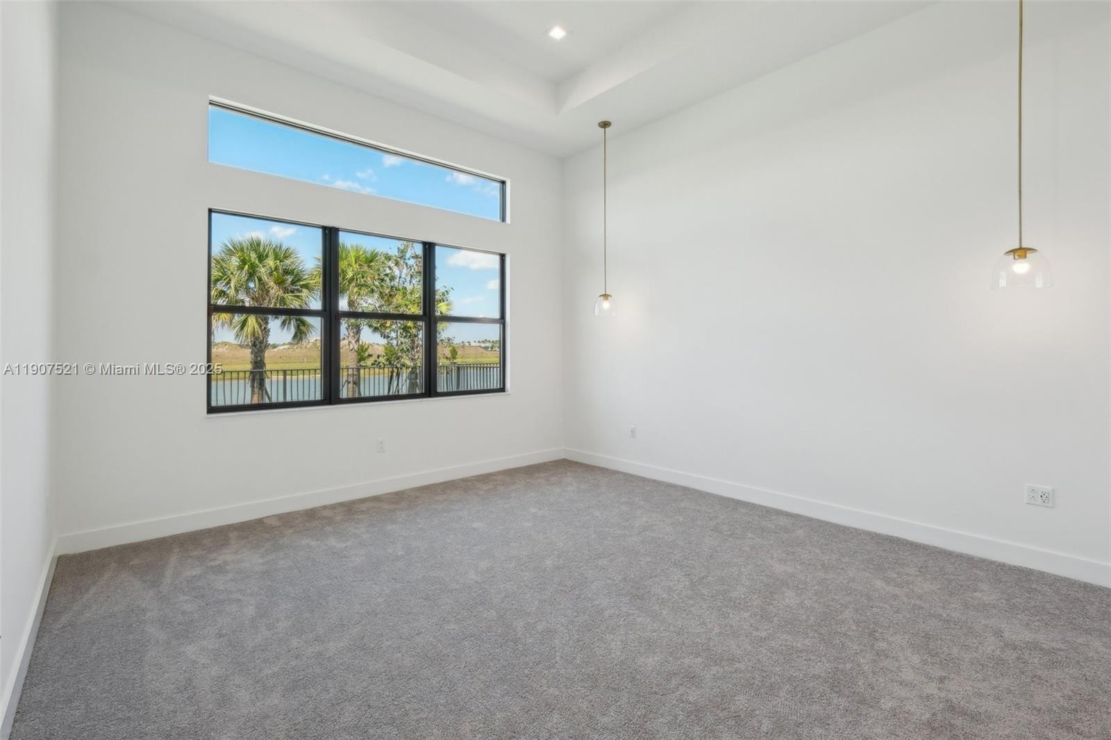 AVENIR POD - Residential Lease