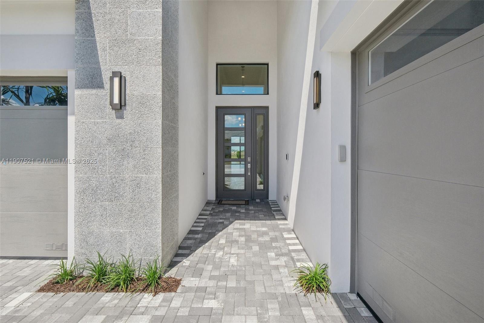 AVENIR POD - Residential Lease