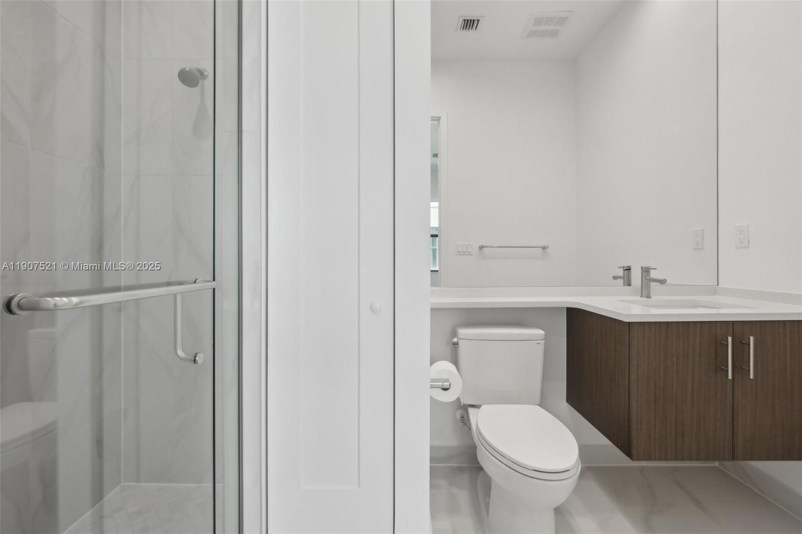 AVENIR POD - Residential Lease