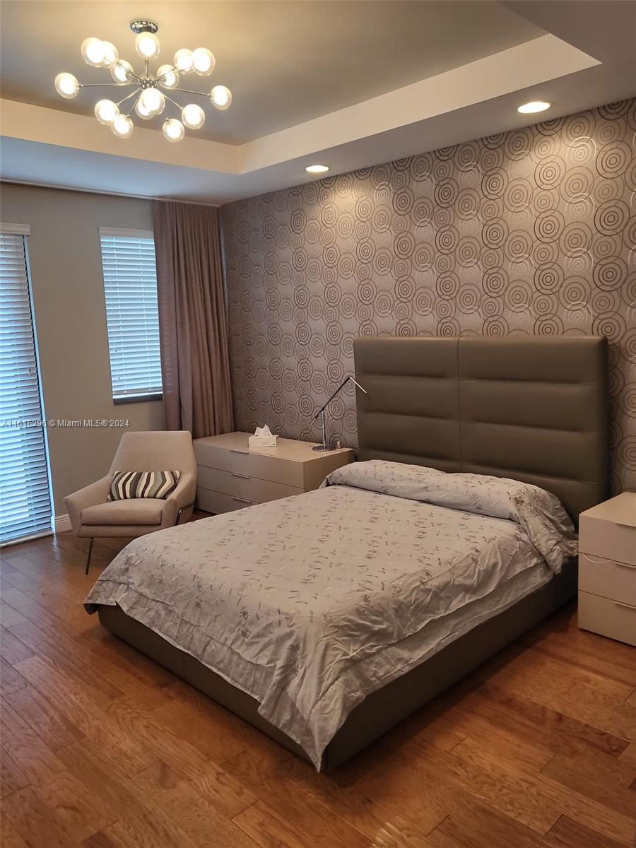 DOWNTOWN DORAL DUTCHER - Residential