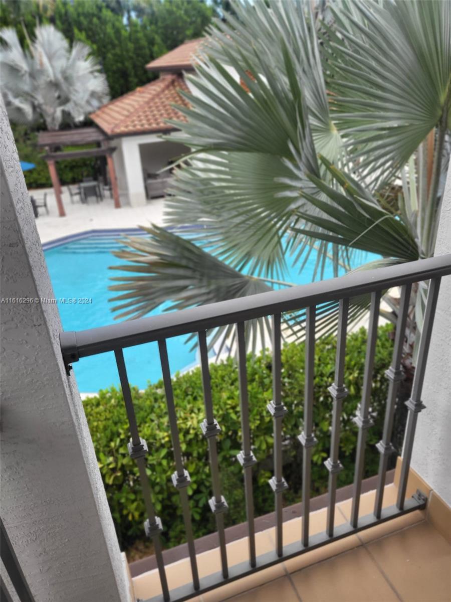 DOWNTOWN DORAL DUTCHER - Residential