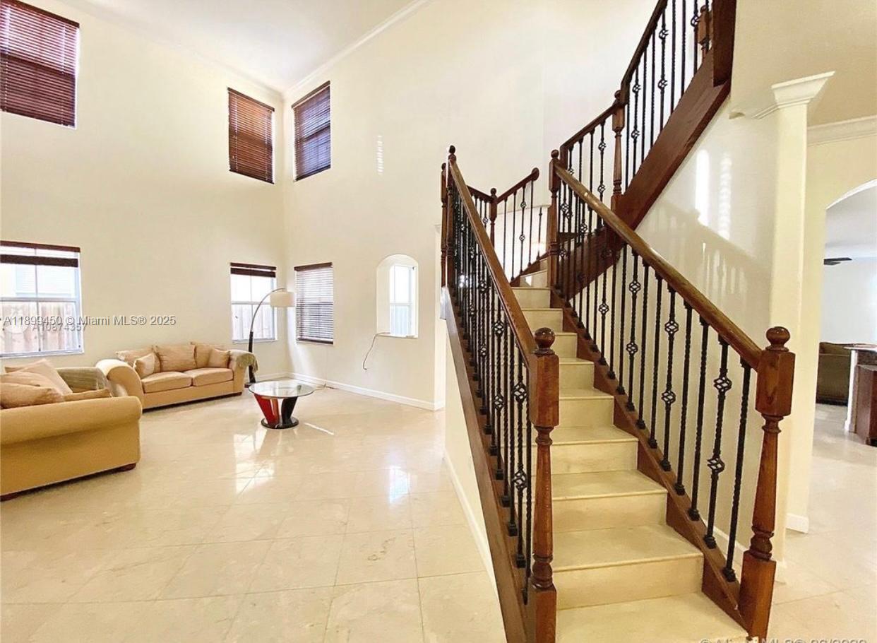 ISLANDS AT DORAL NORTHWES - Residential Lease