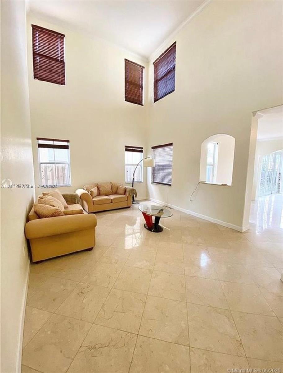 ISLANDS AT DORAL NORTHWES - Residential Lease