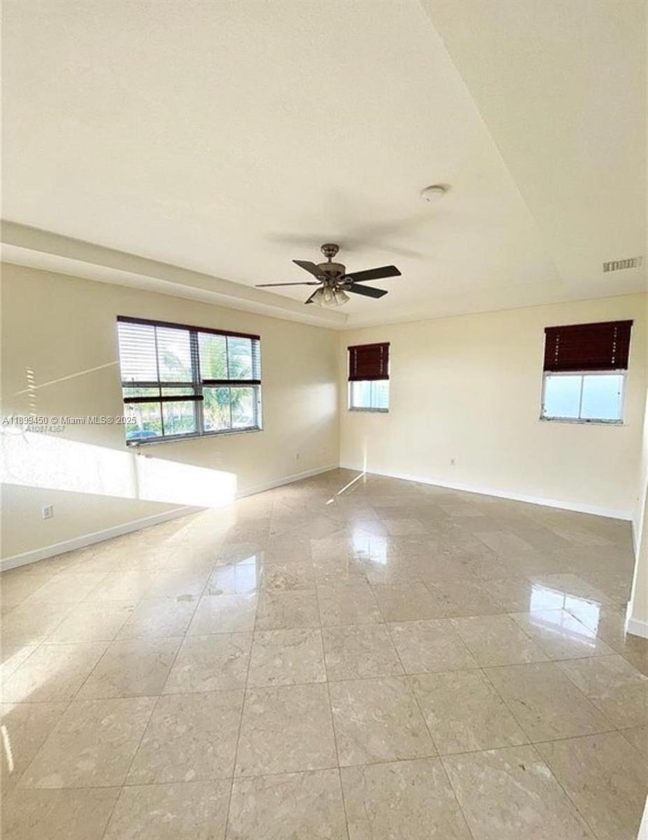 ISLANDS AT DORAL NORTHWES - Residential Lease