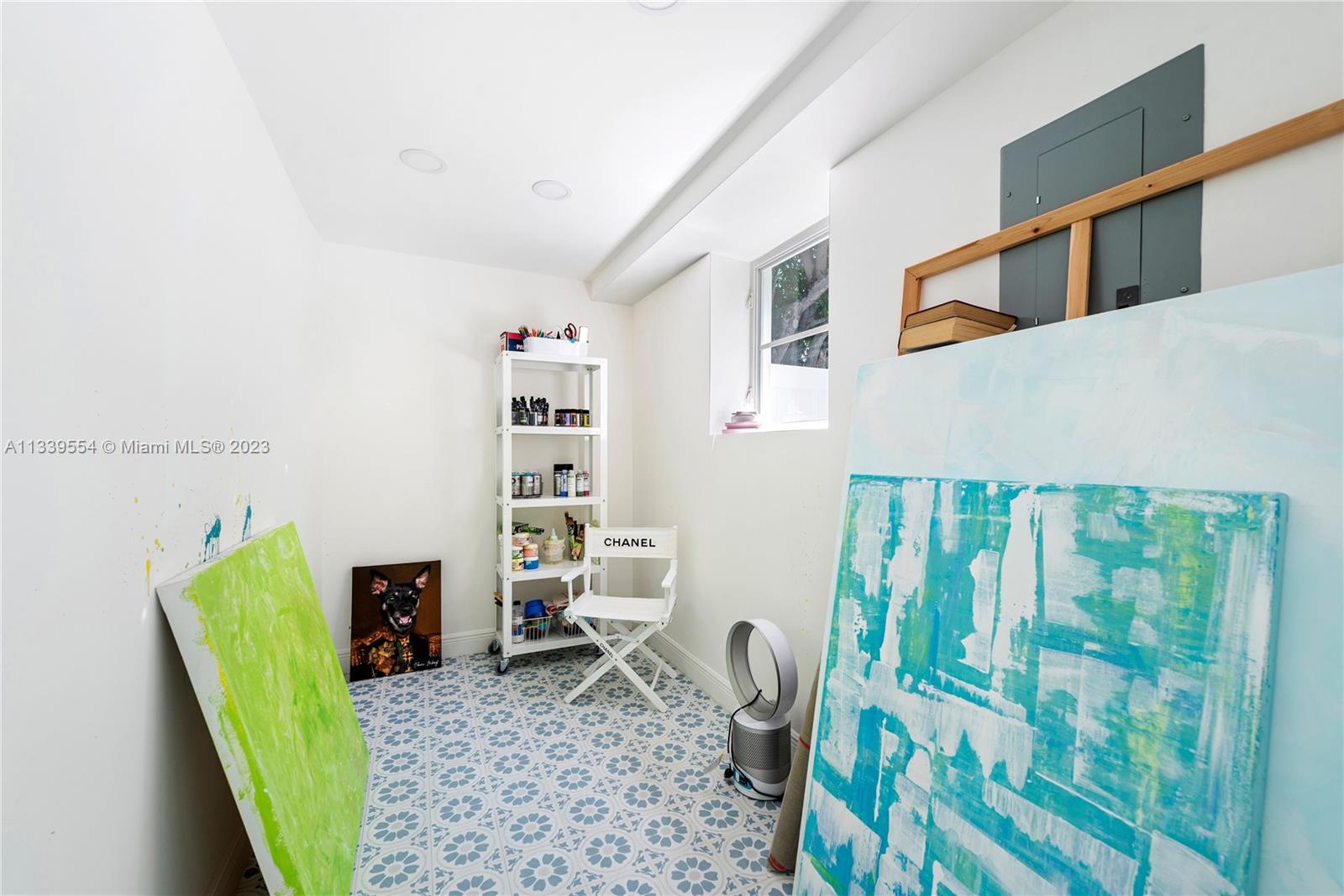 MID GOLF SUB 1ST ADDN - Residential