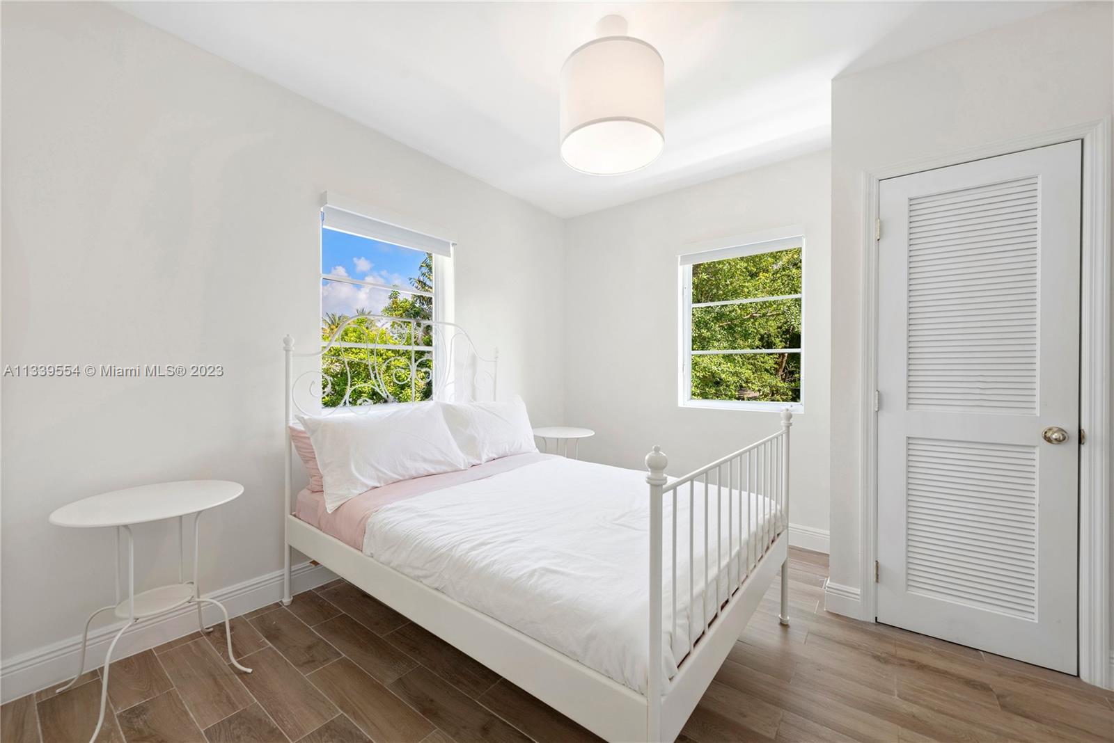 MID GOLF SUB 1ST ADDN - Residential