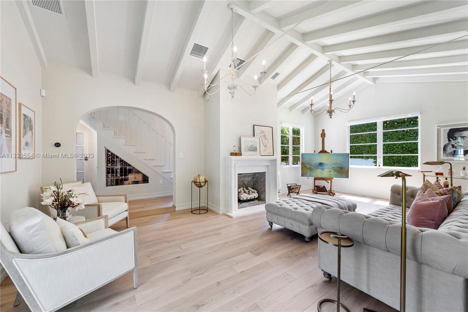 MID GOLF SUB 1ST ADDN - Residential