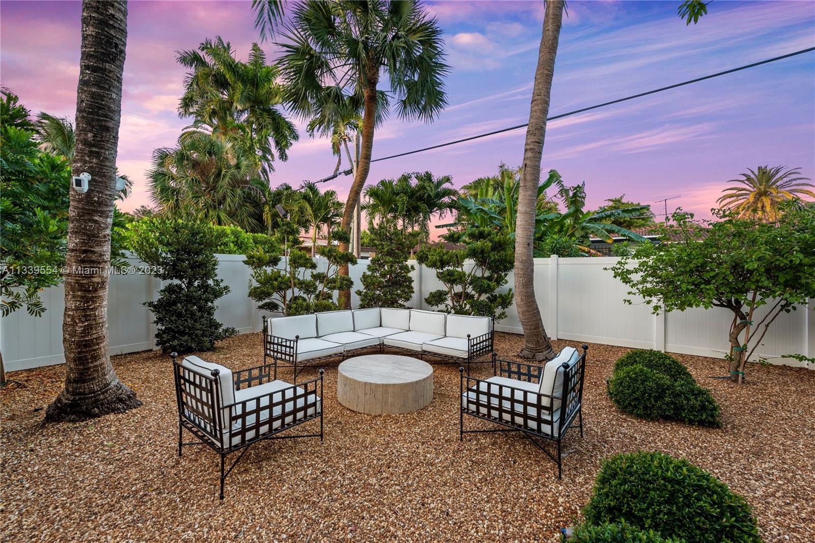 MID GOLF SUB 1ST ADDN - Residential