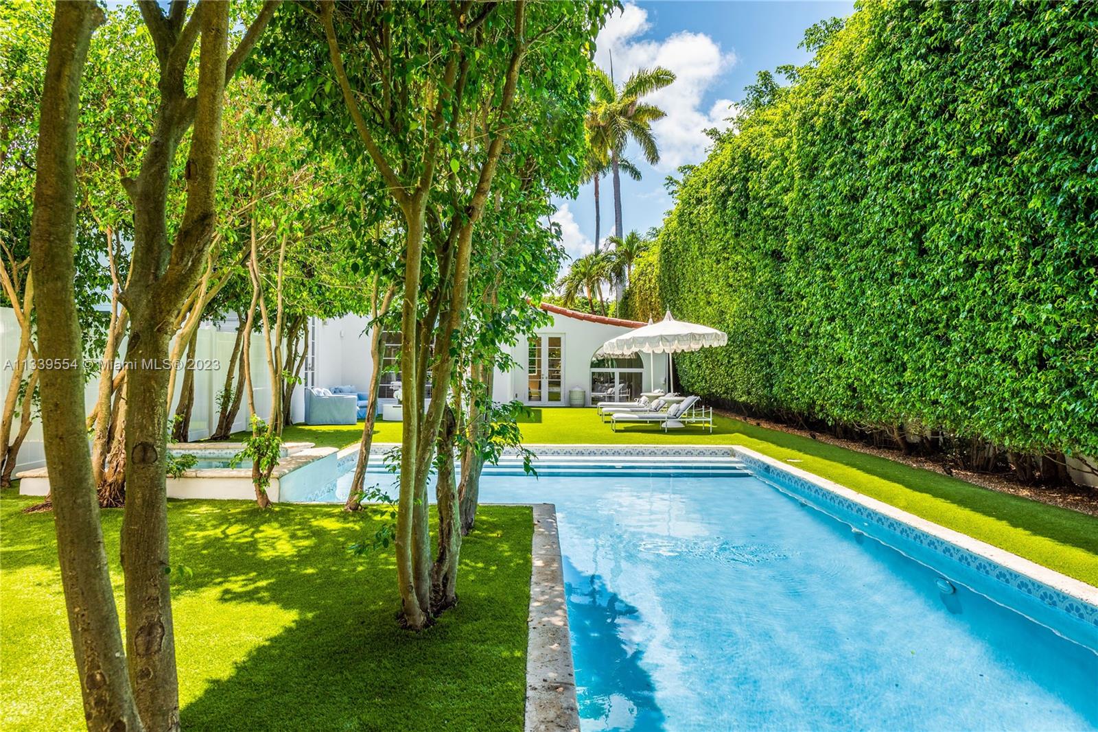 MID GOLF SUB 1ST ADDN - Residential