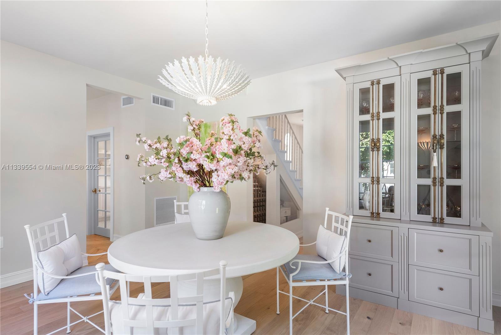 MID GOLF SUB 1ST ADDN - Residential