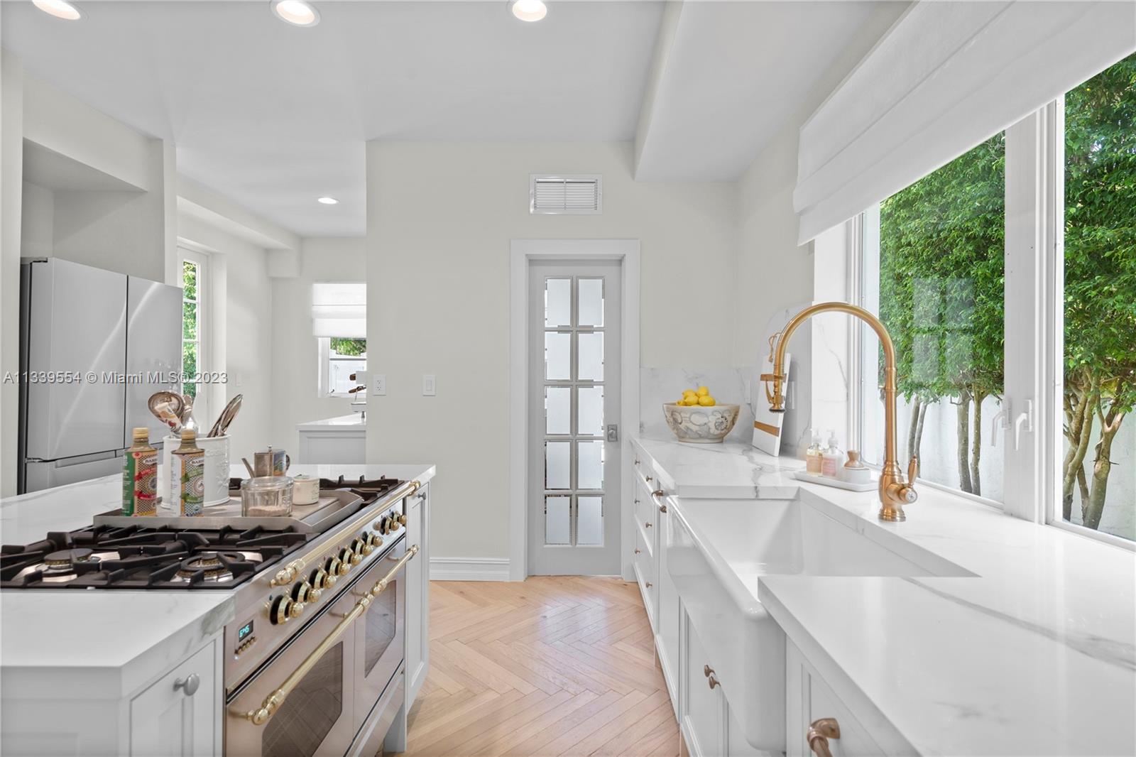 MID GOLF SUB 1ST ADDN - Residential