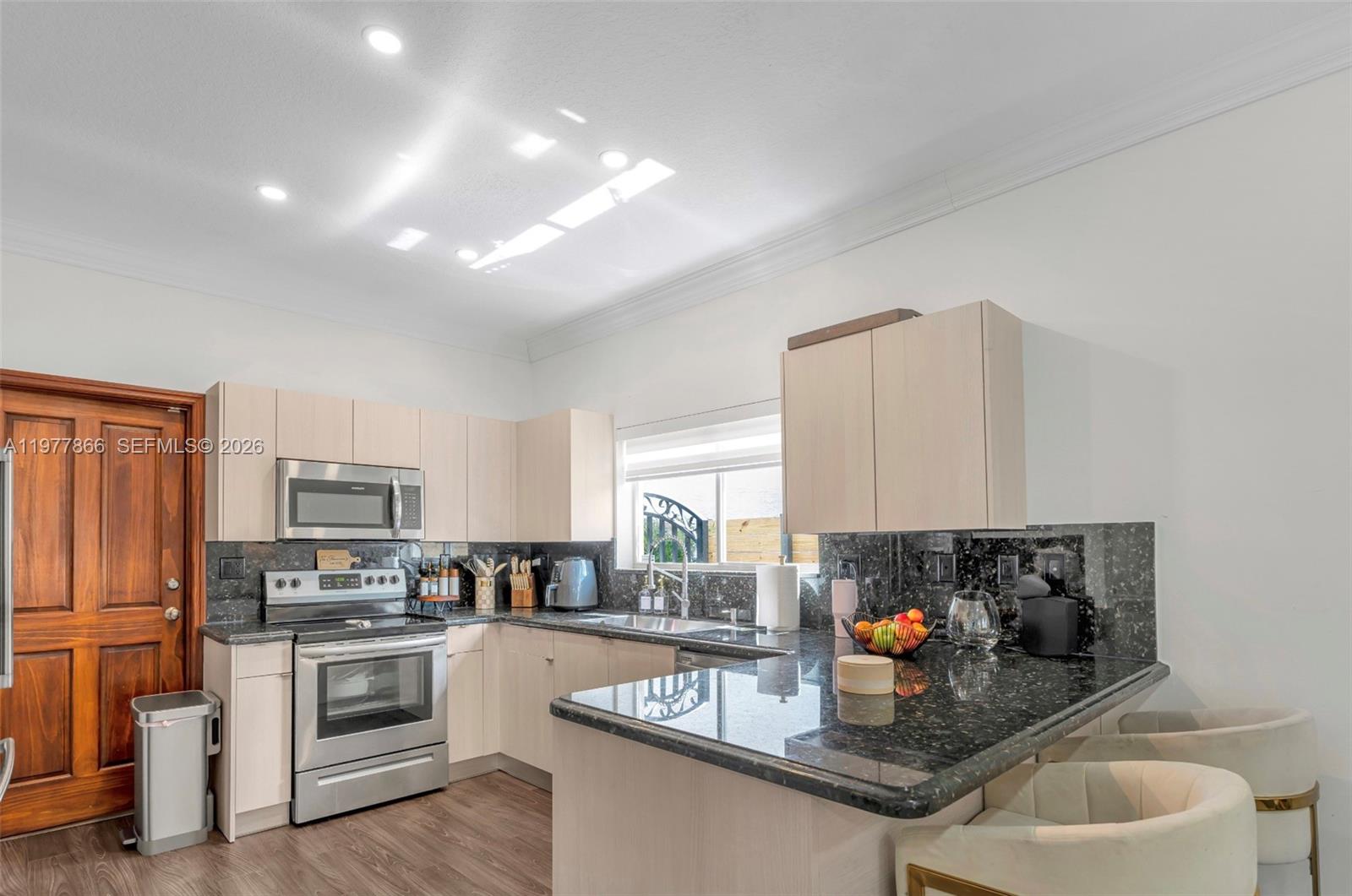 MILON VENTURE - Residential Lease