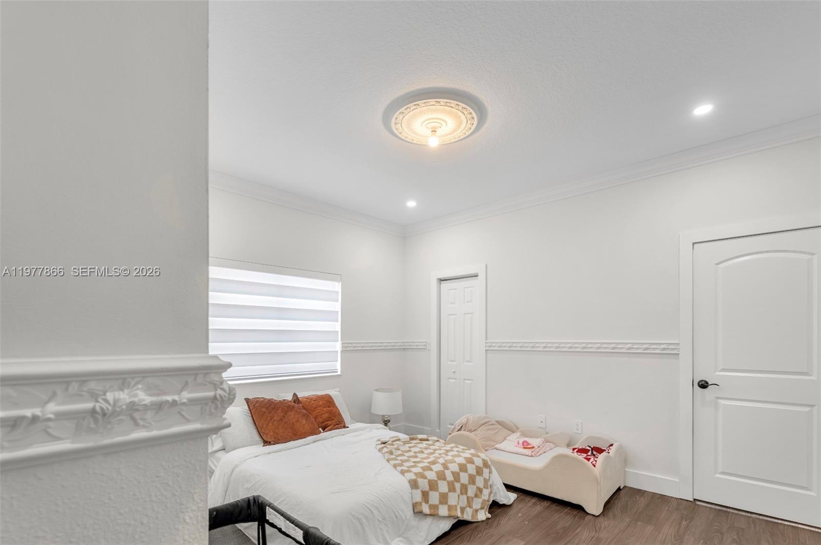 MILON VENTURE - Residential Lease