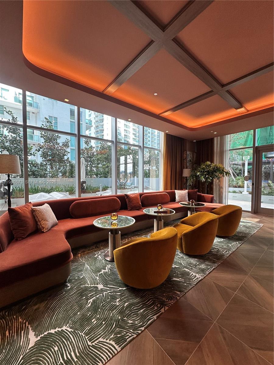 VICEROY BRICKELL - Residential Lease