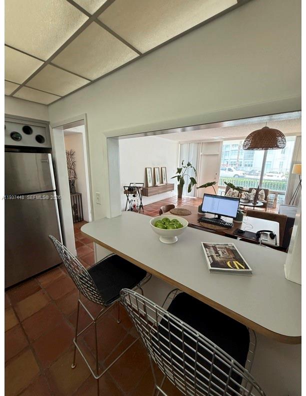 BRICKELL BAY TOWER CONDO - Residential