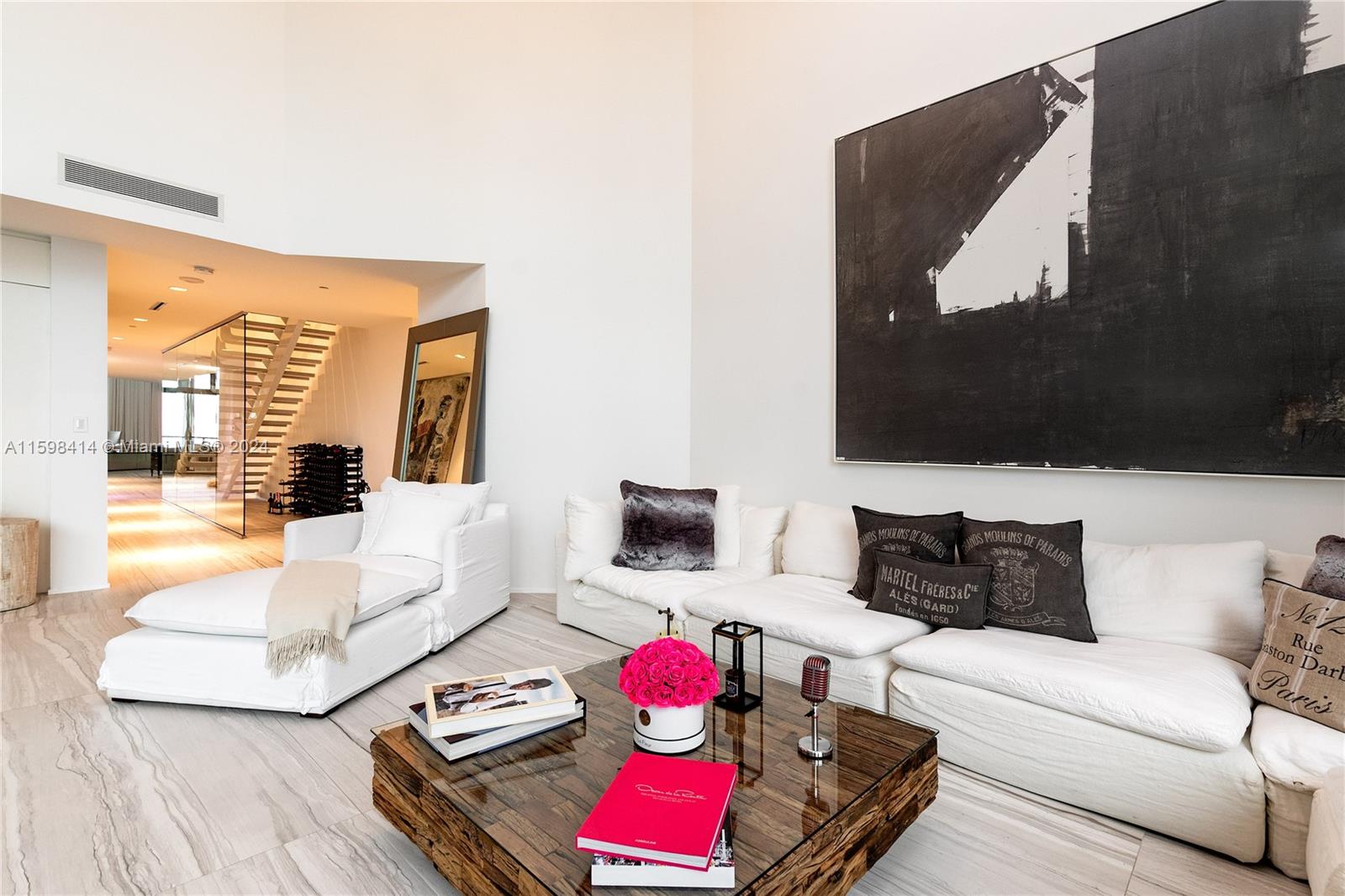 ONE THOUSAND MUSEUM CONDO - Residential