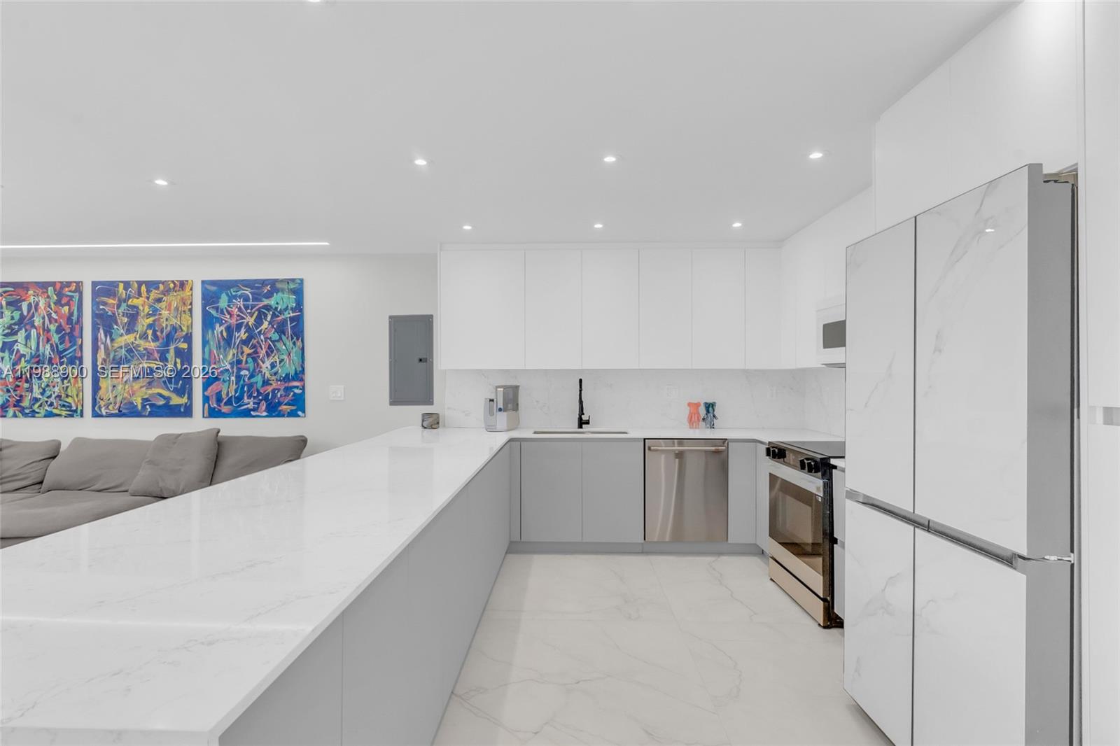 VILLA DORADA CONDO NO 2 - Residential