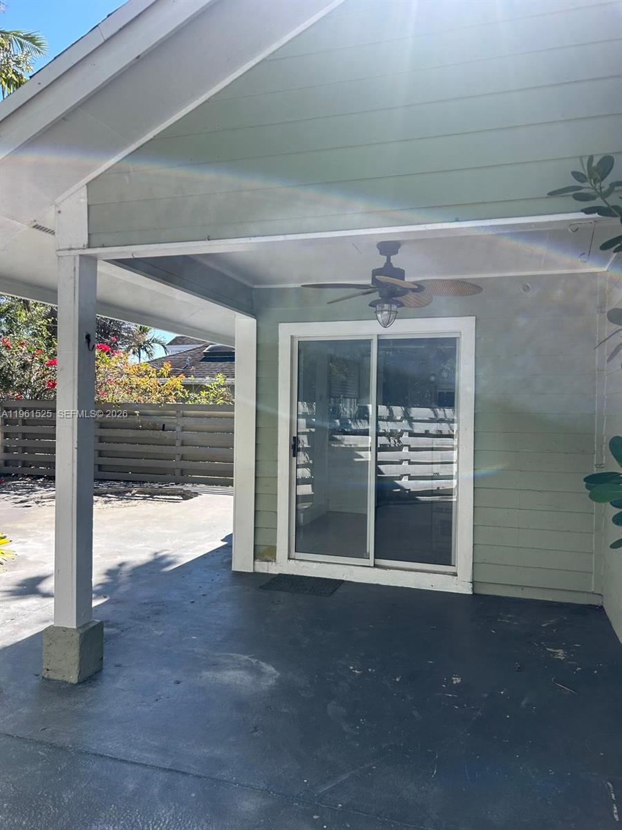 ROYAL GLEN - Residential