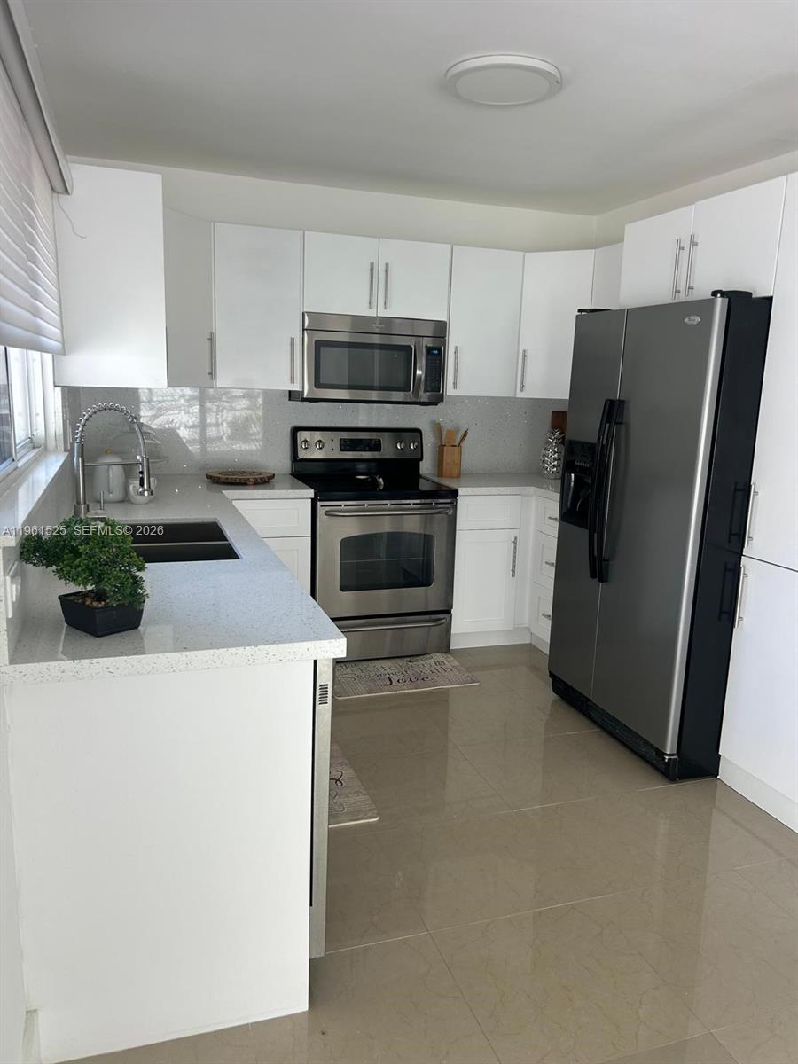 ROYAL GLEN - Residential