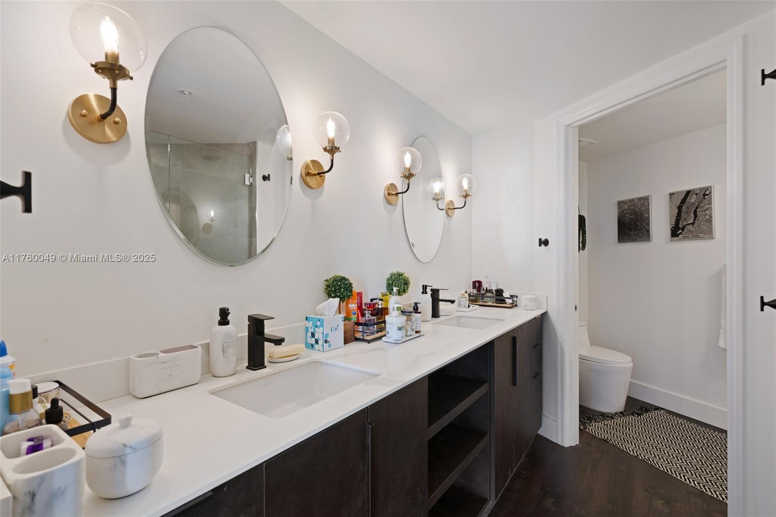 THE BRIDGEWATER CONDO - Residential