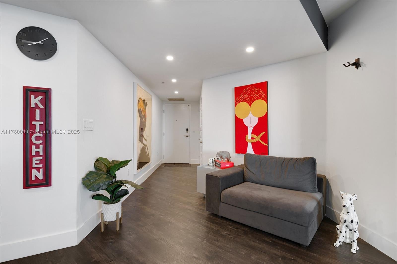 THE BRIDGEWATER CONDO - Residential