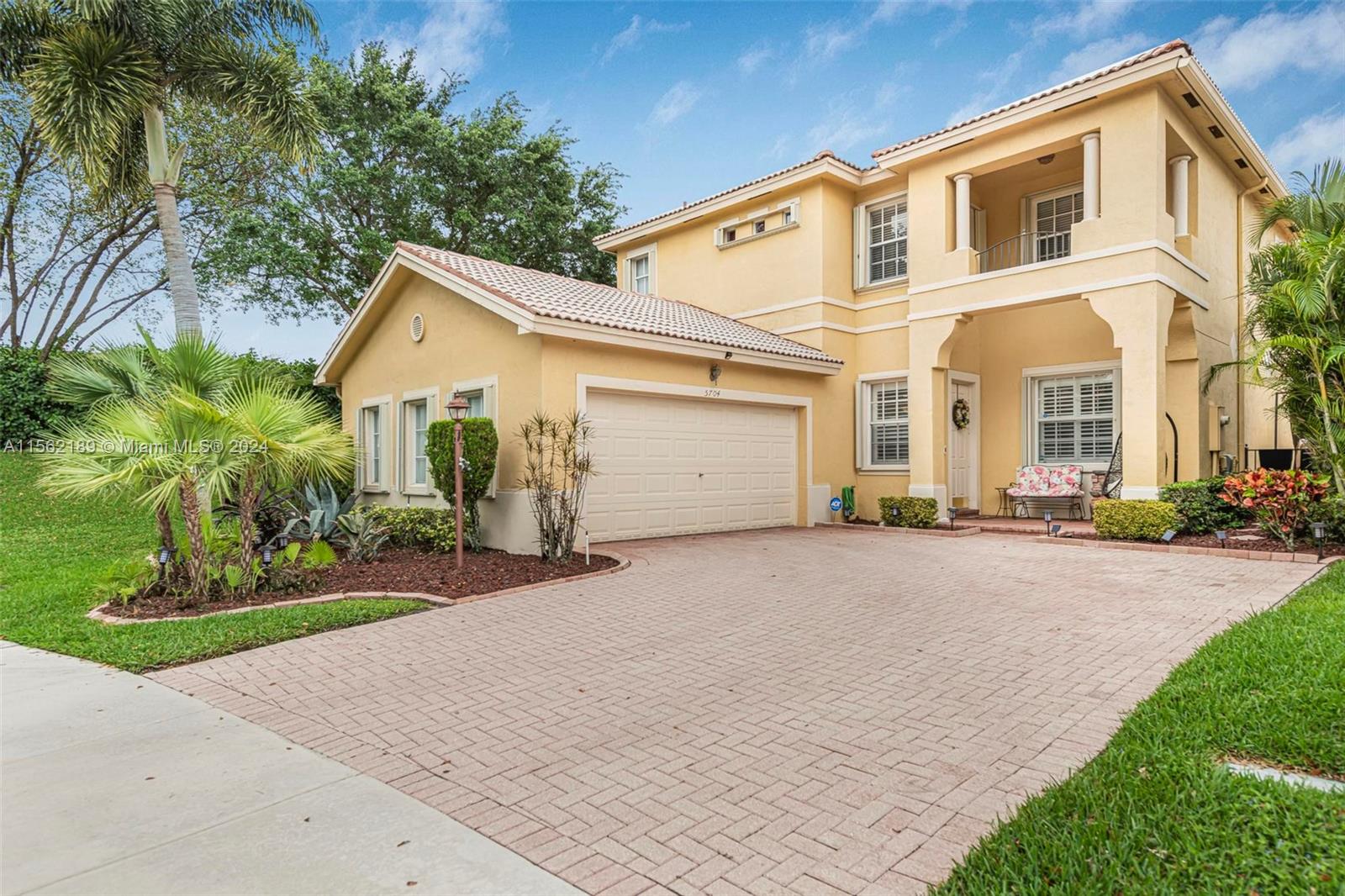5704 Nw 121st Ave, Coral Springs, Broward County, Florida - 4 Bedrooms  
3 Bathrooms - 