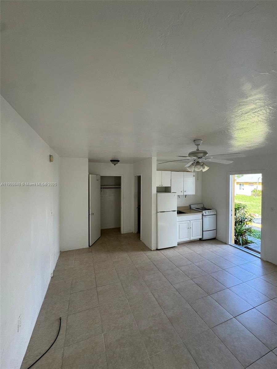 CORONA DEL MAR - Residential Lease