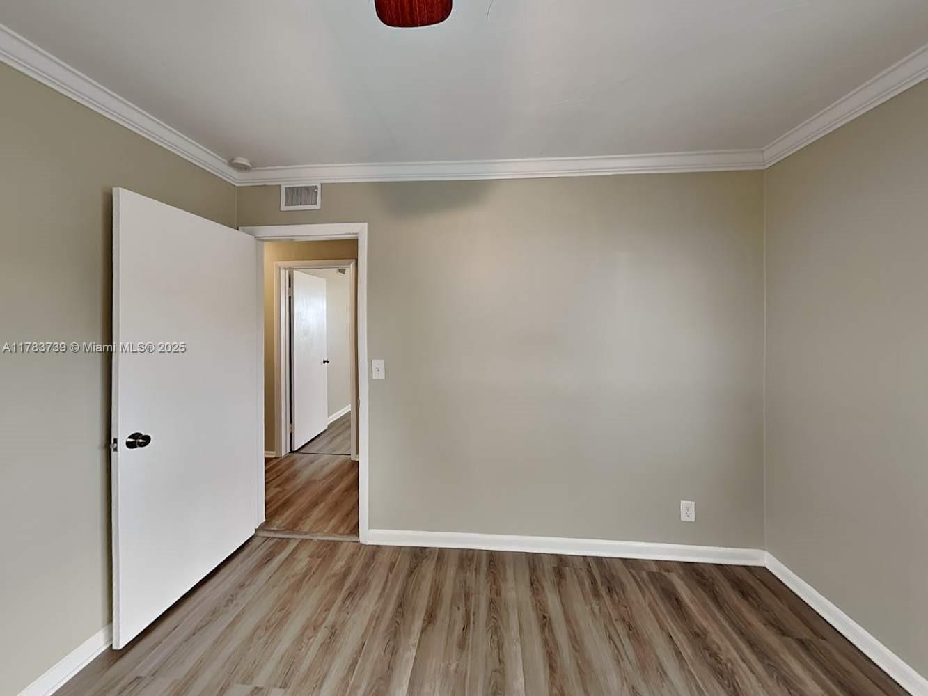 SEACREST HILLS - Residential Lease
