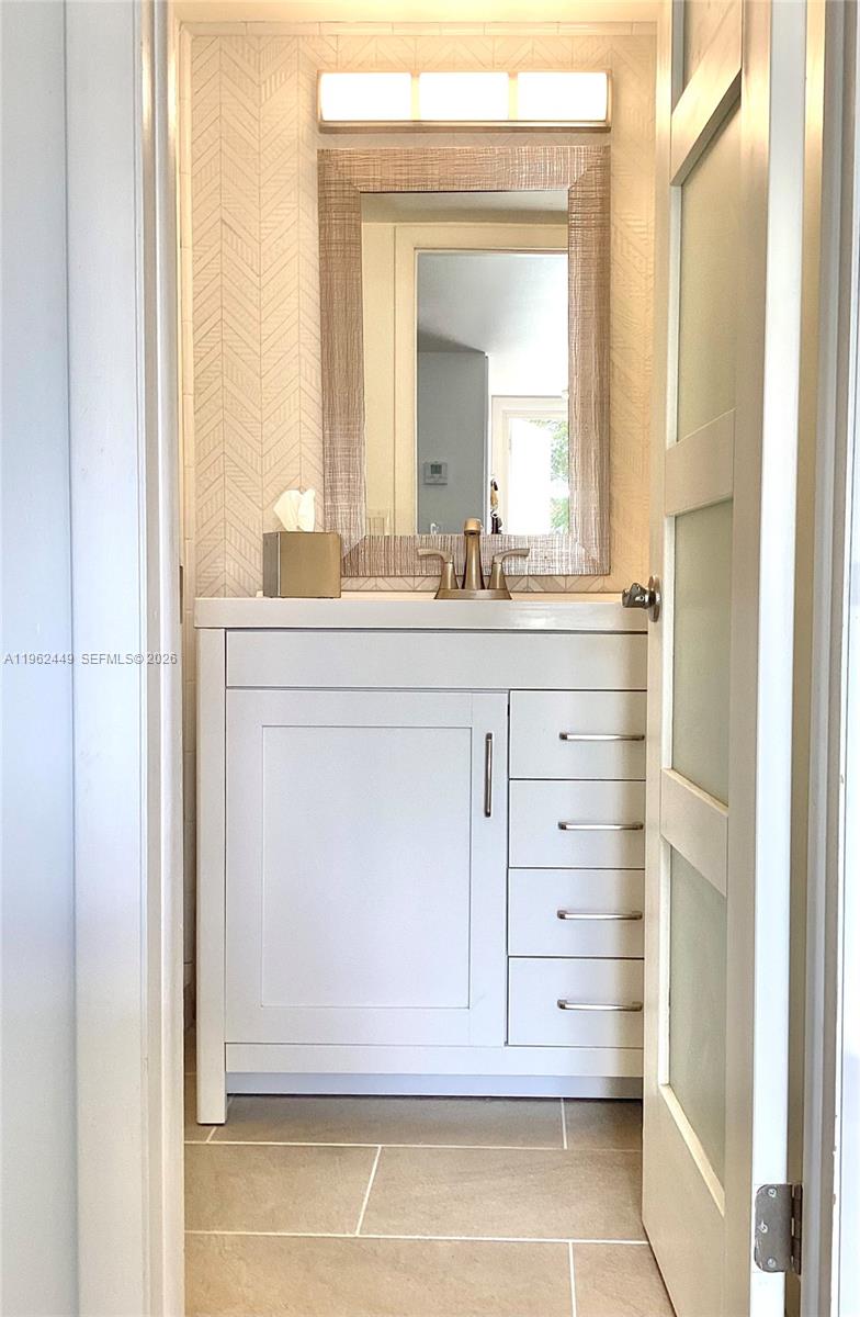 HOLLYBROOK GOLF AND TENNIS - Residential