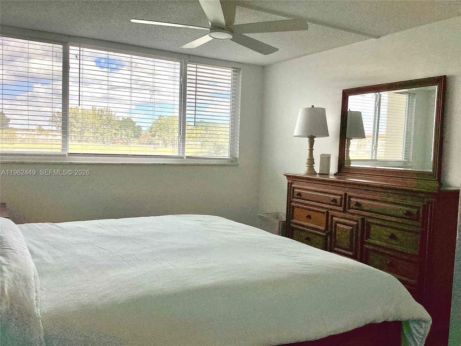 HOLLYBROOK GOLF AND TENNIS - Residential